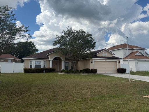 Spacious home in Village 7 Poinciana – photo 1