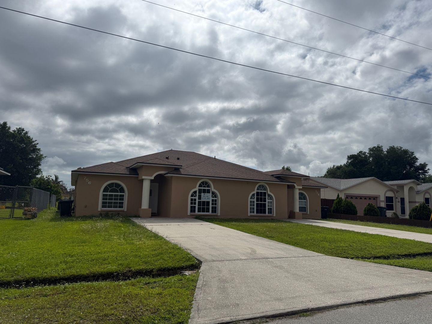 Kissimmee House: 756 Camel Ct