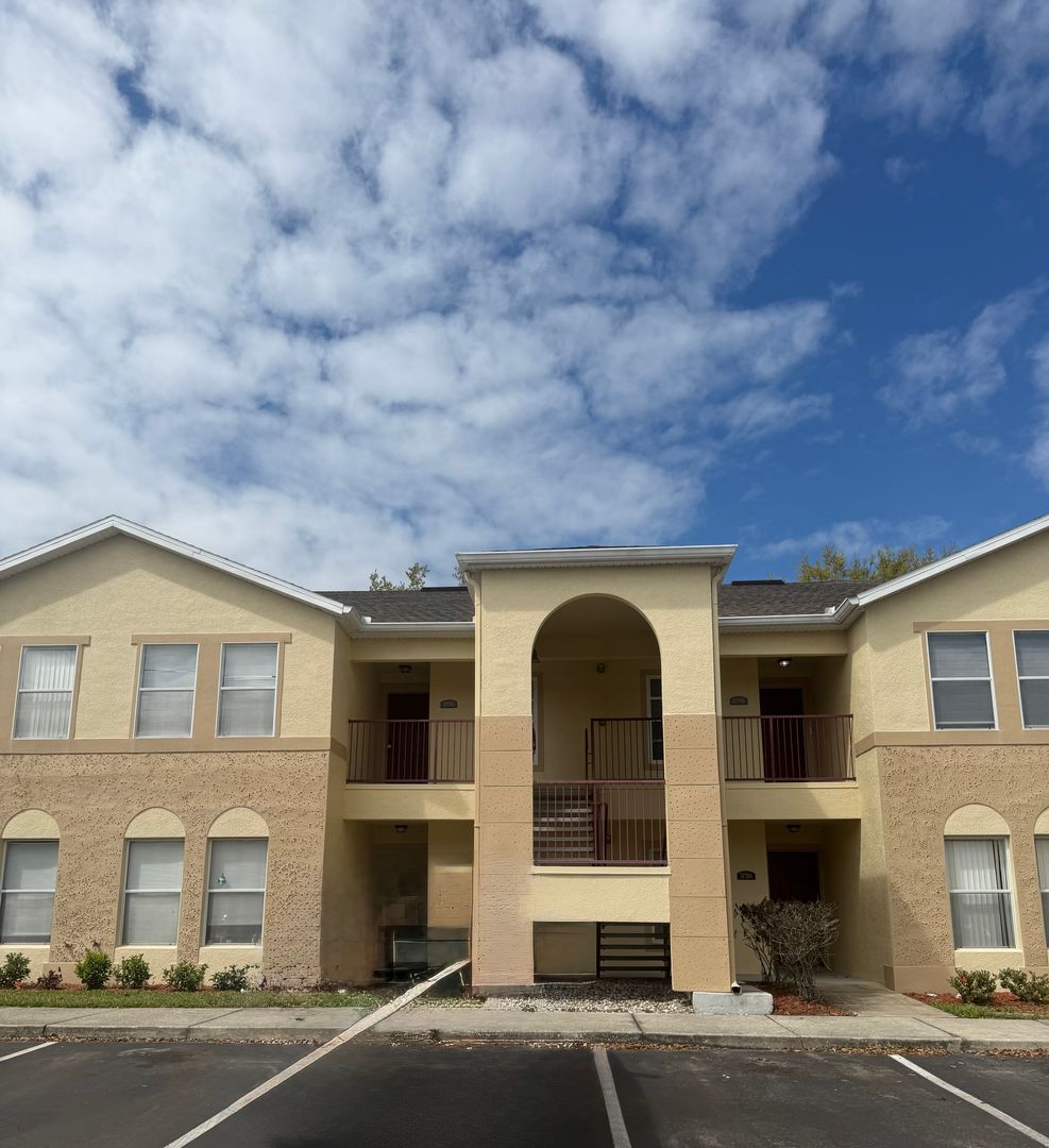 Kissimmee Condo: 2774 Club Cortile Cir Apt B - *