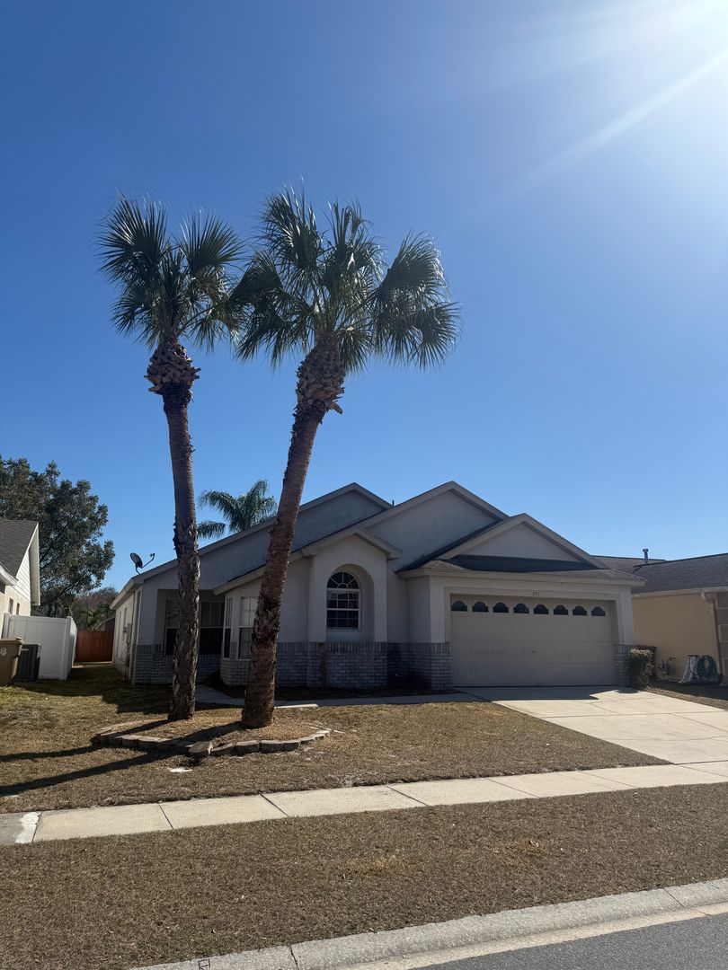 Kissimmee House: 155 Seneca Point trail - ...