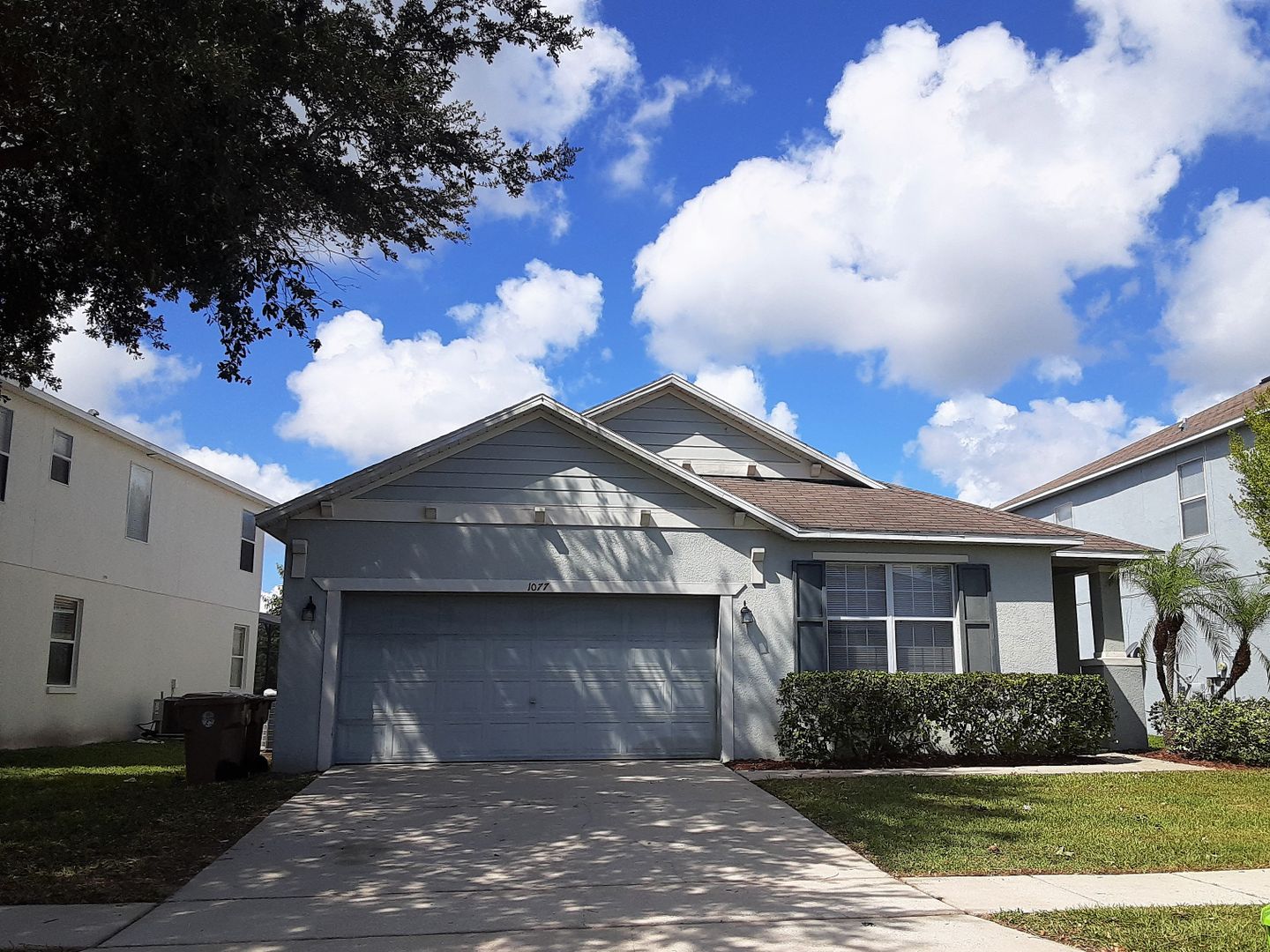 Kissimmee Apartment: 1077 Berkeley Drive