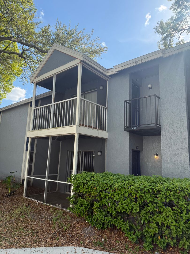Kissimmee House: 3827 Bay Club Circle, Unit #103 - *