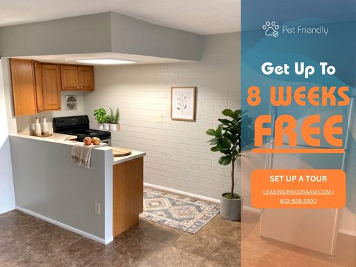 *MOVE IN SPECIAL - LOW DEPOSIT - AFFORDABLE UNIT NESTLED BETWEEN ARCADIA AND SCOTTSDALE!* The Carlton - Excellent Value in Exceptional Arcadia Location! Updated Studio Unit! – photo 1