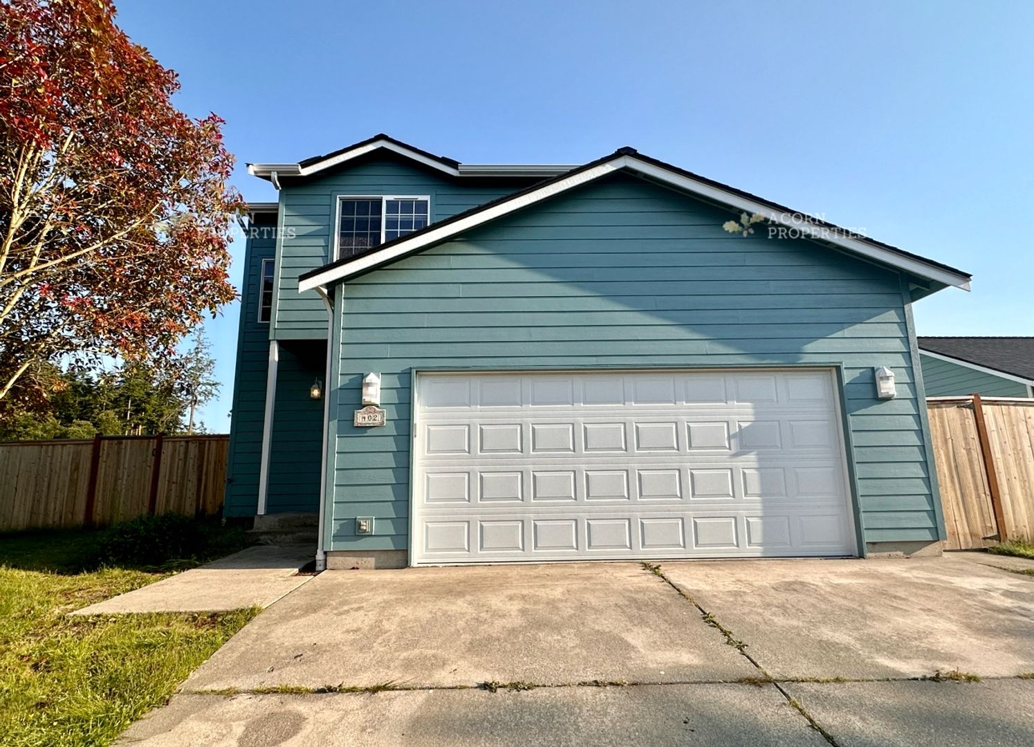 Coupeville House: 402 NW Meadow Court