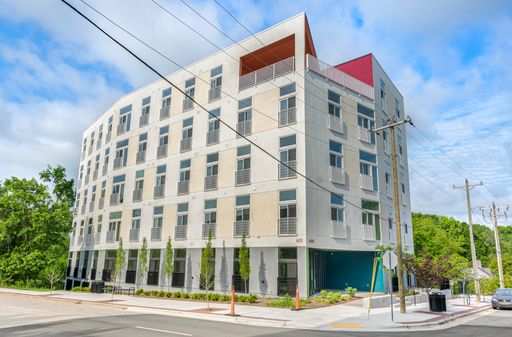 Modern 2 BR condo in downtown Durham! First month free! – photo 1