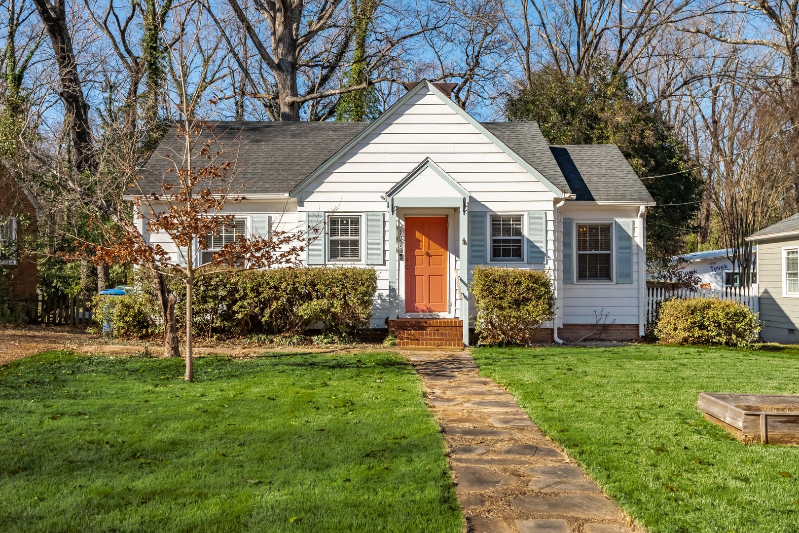 Durham House: 1719 Shawnee St