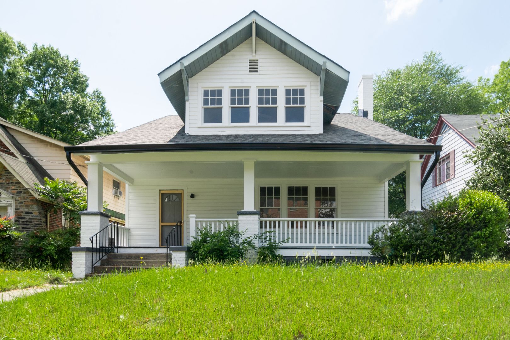 Durham House: 2004 Fayetteville St