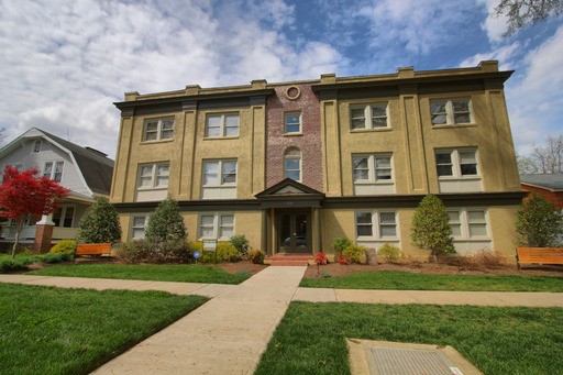 Lovely 3 bedroom, 2 bath condo in the heart of Downtown! – photo 1
