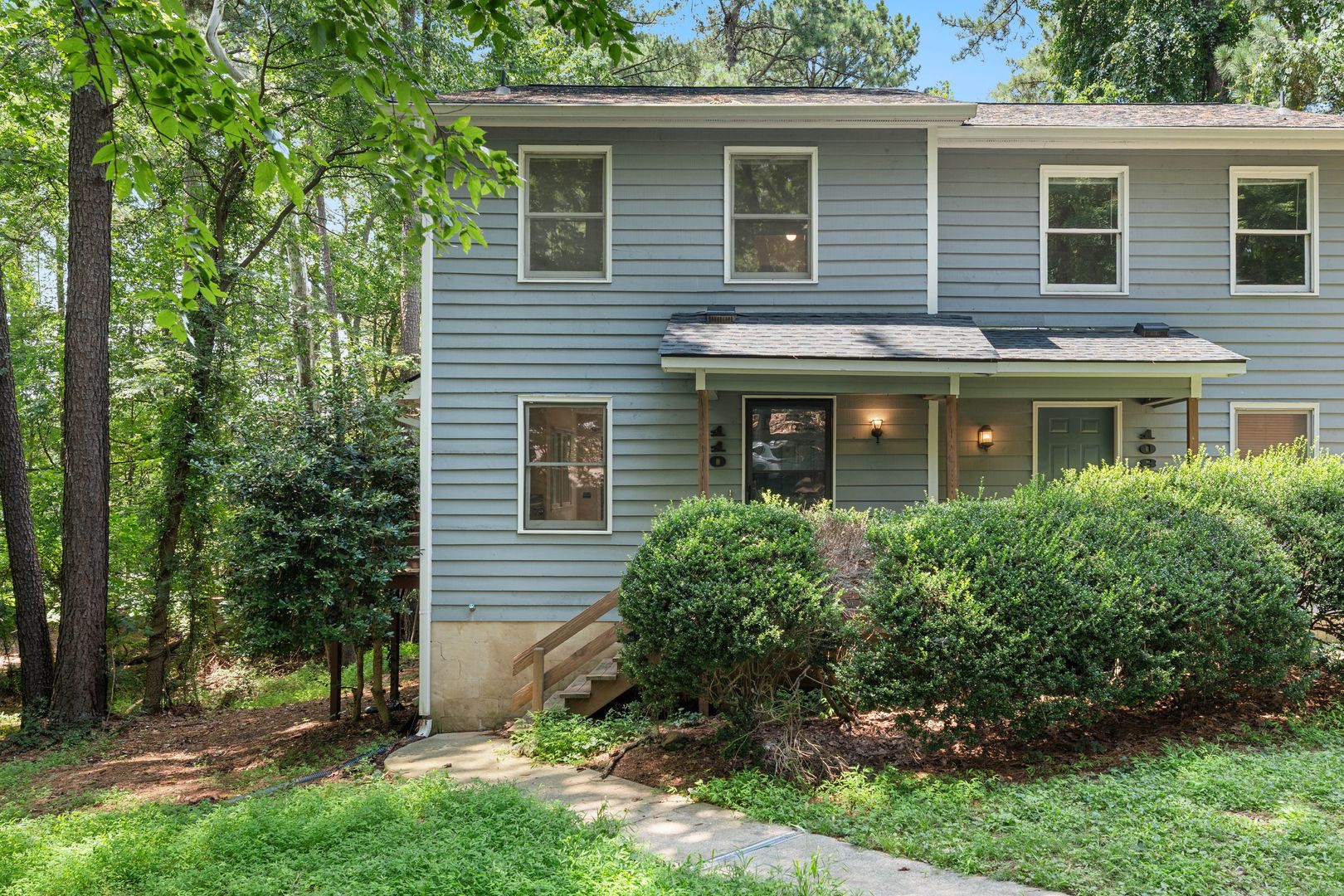 Carrboro House: 110 S Peak Dr