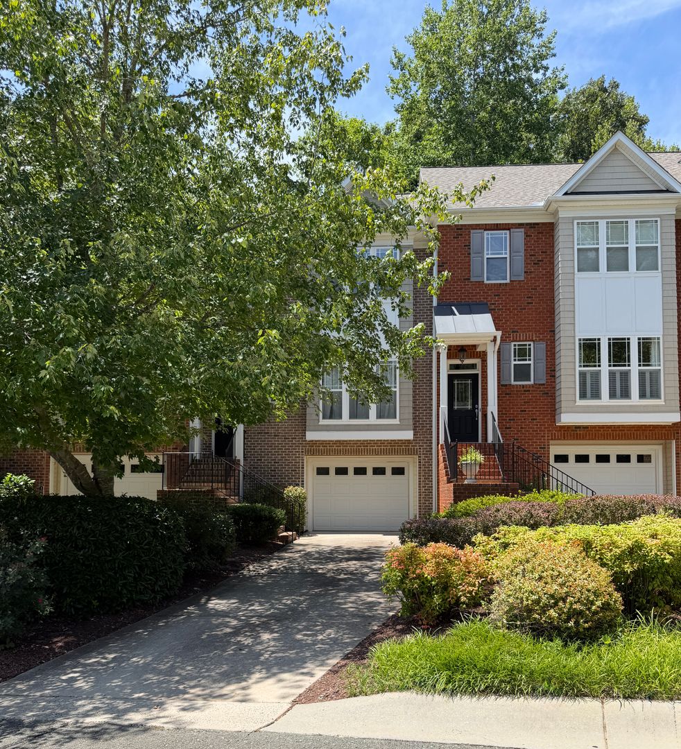 Carrboro Townhome: 104 Rose Walk Ln