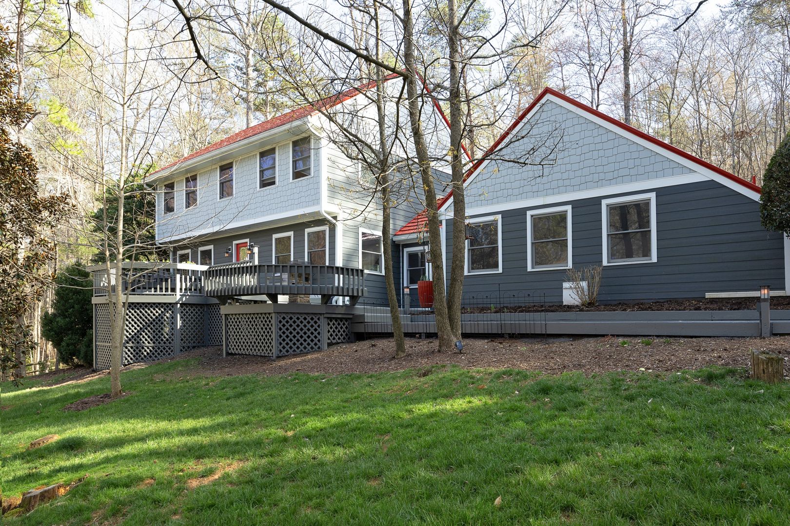 Chapel Hill House: 506 Bayberry Drive