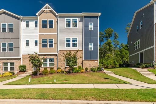 Available December 1st! Spacious 4-bedroom, 3.5-bath home townhouse in Cary! – photo 1