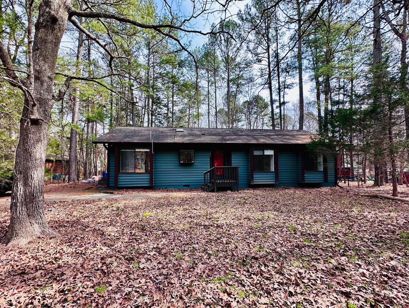 Carrboro House: 108 Morningside Dr