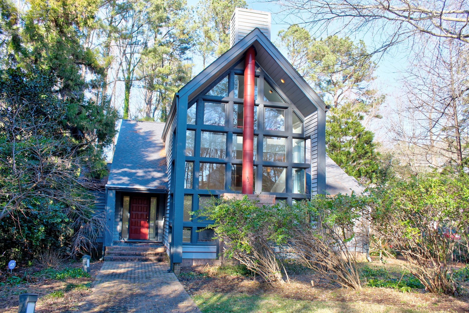 Durham House: 3628 Carlisle Dr
