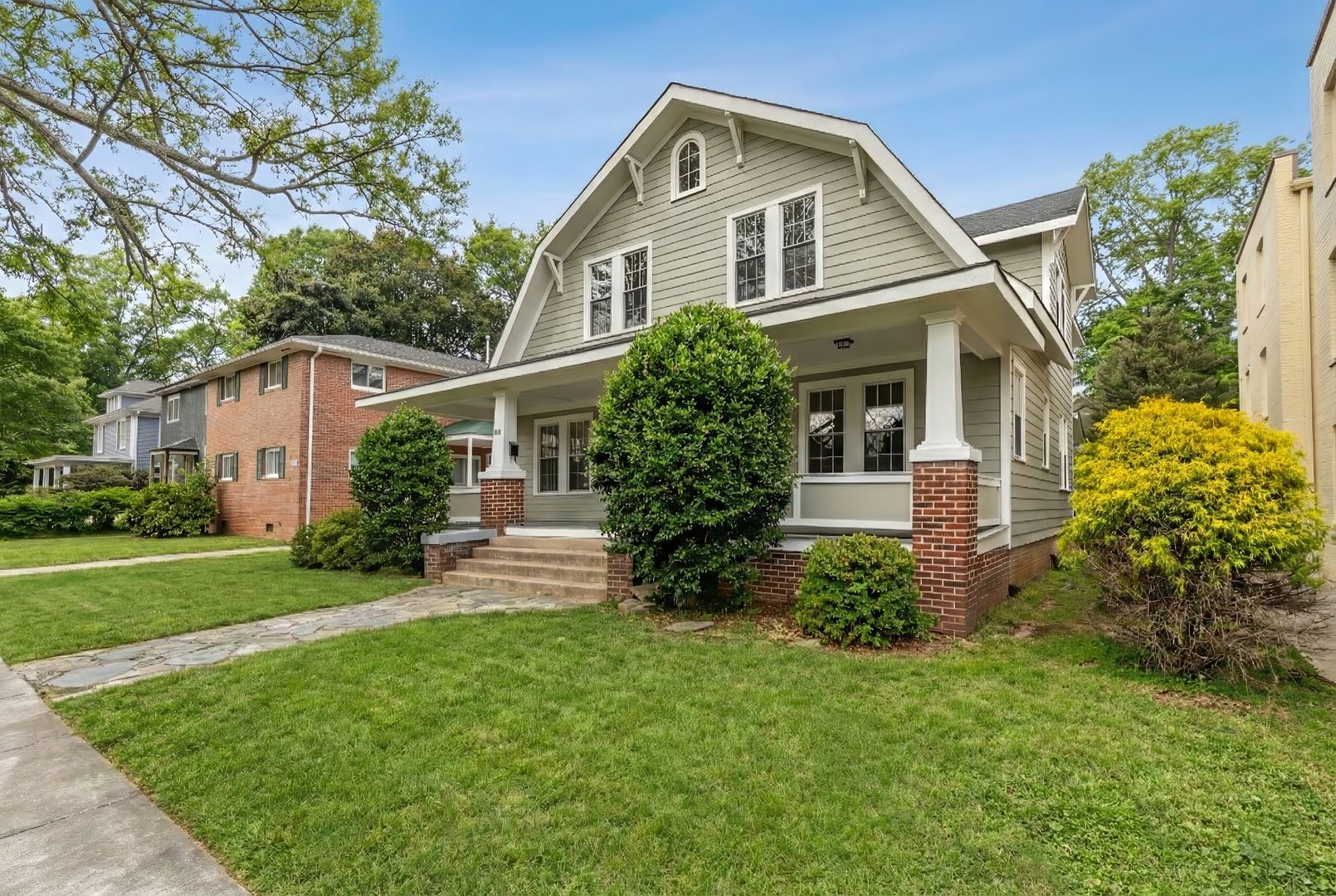 Durham Apartment: 918 W Trinity Ave - Unit 1