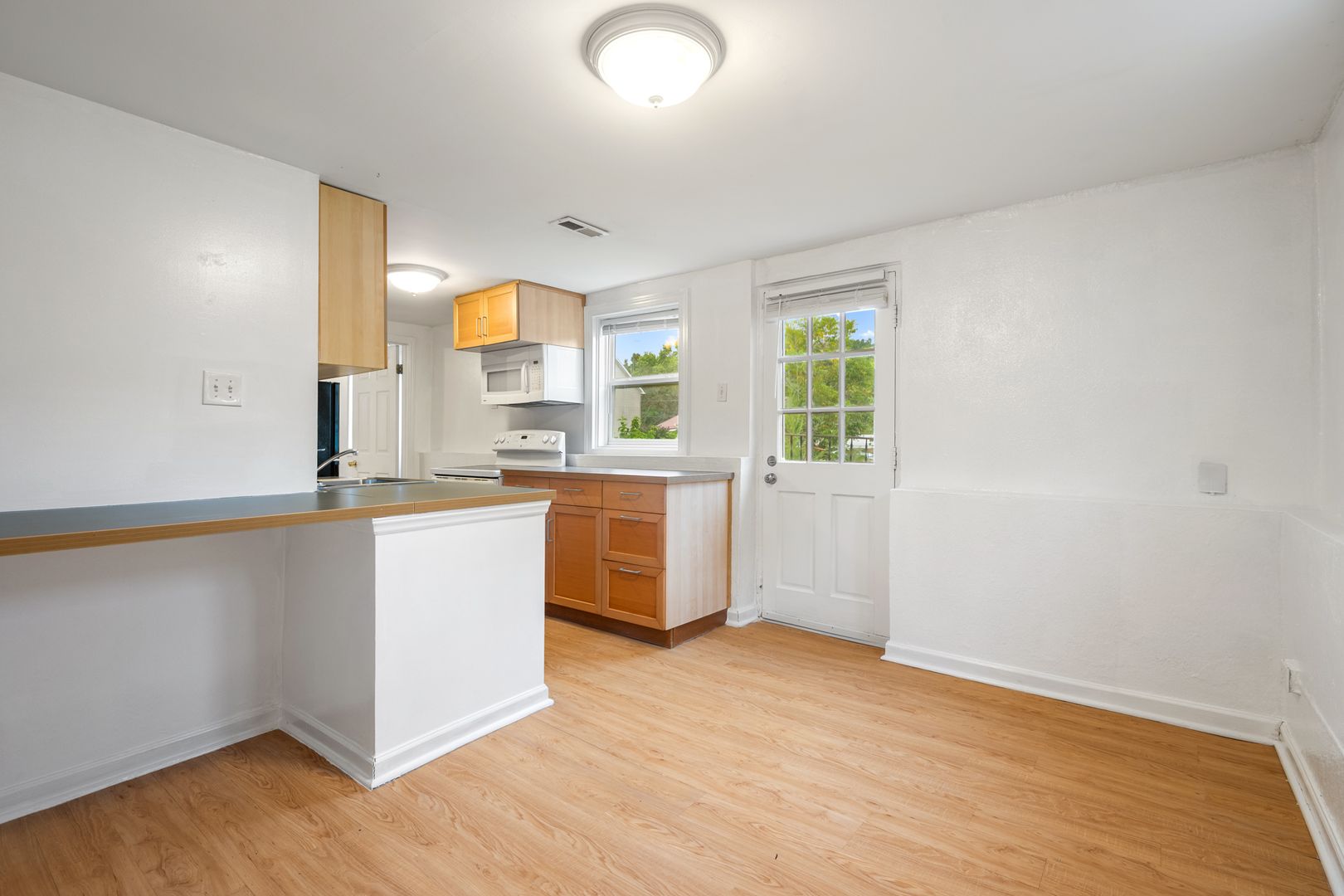 Carrboro House: 309 Broad Street #C