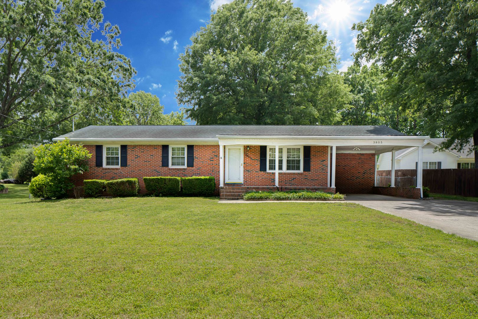 Durham House: 3805 Pickett Rd