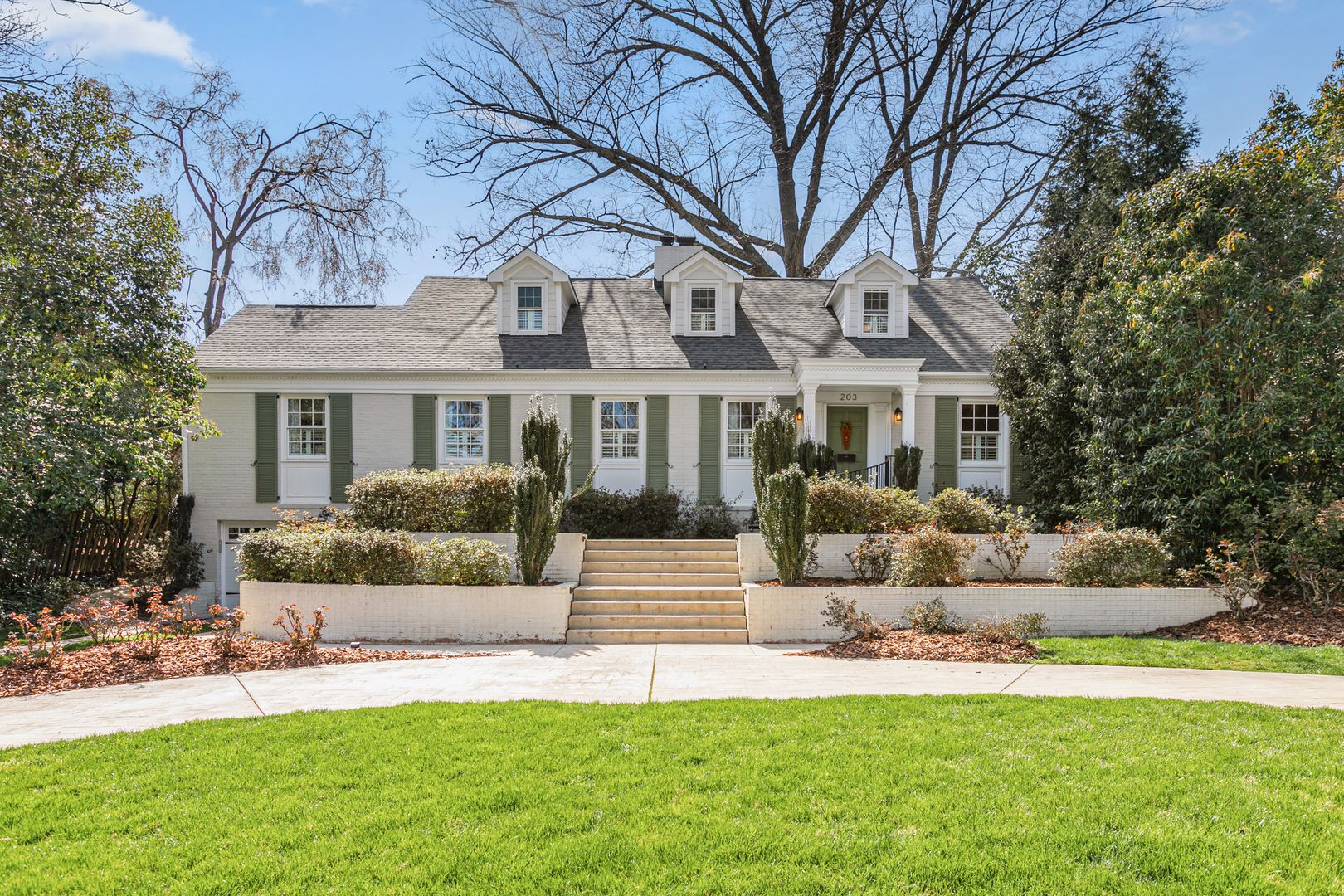 Greensboro House: 203 Elmwood Drive