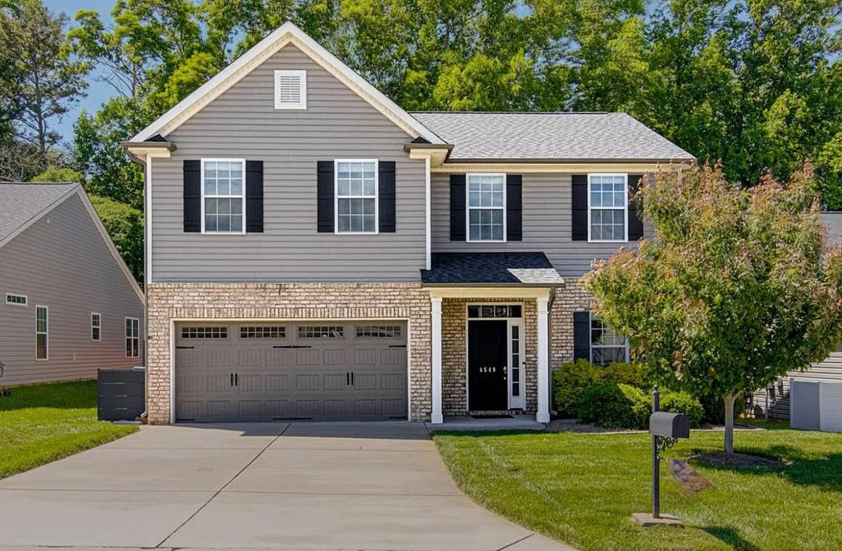 Clemmons House: 4548 River Gate Dr