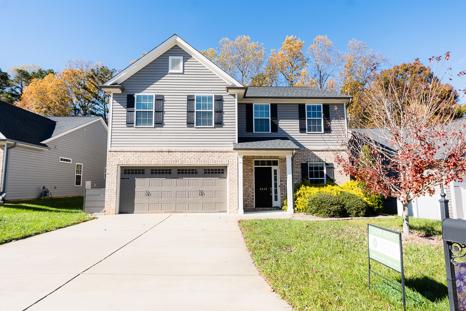 Clemmons House: 4548 River Gate Dr