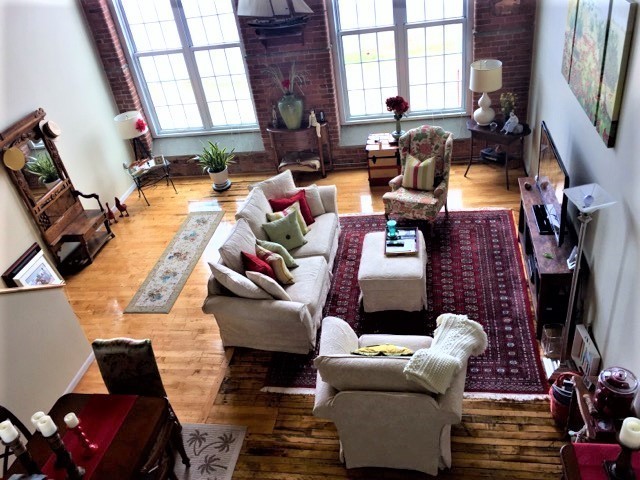 Victoria Riverside Lofts 3 of 12