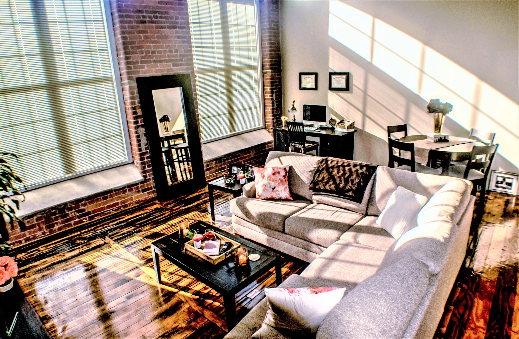 New Bedford Apartment: 10 Manomet Street