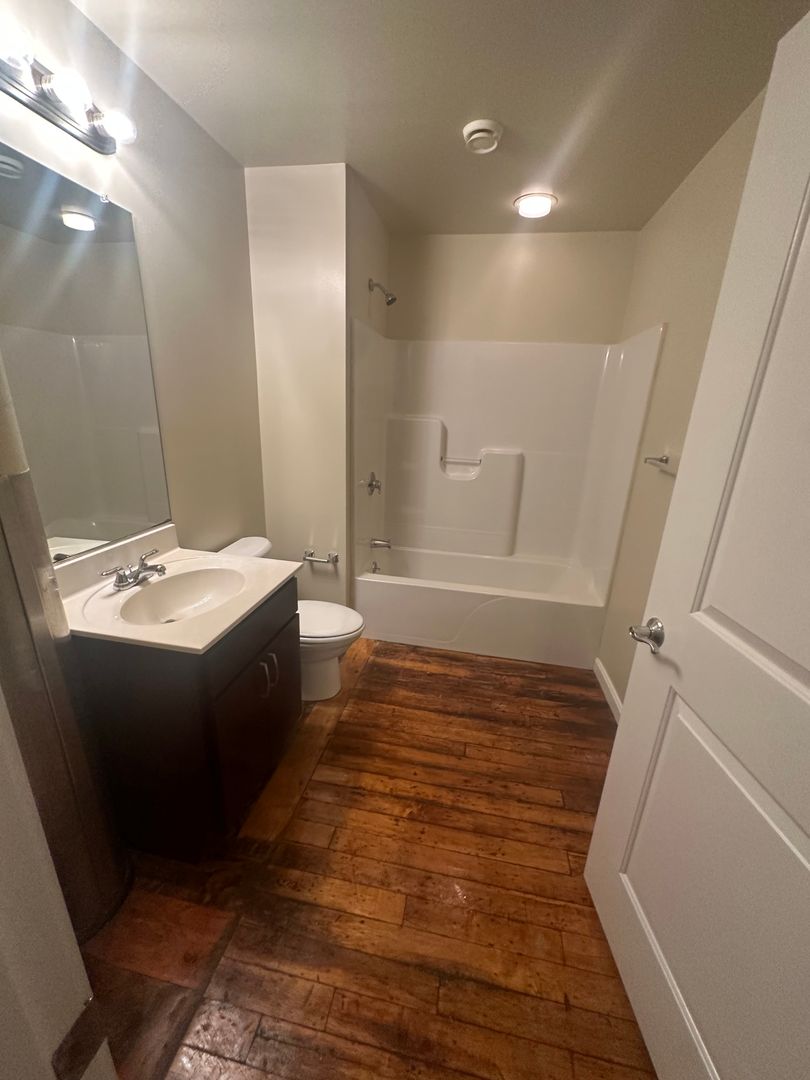 New Bedford Apartment: 200 Riverside Ave.
