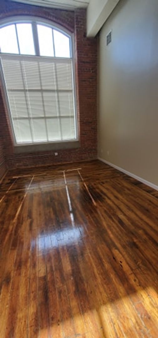 Riverbank Lofts 10 of 12