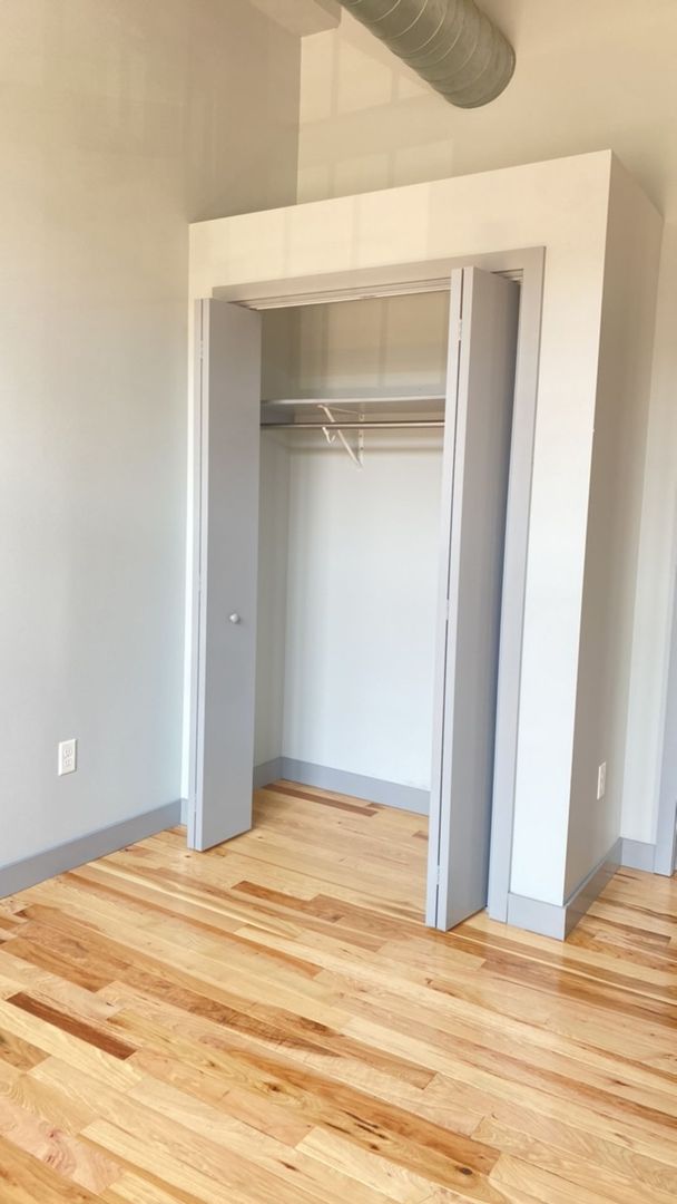 The Suites at Wamsutta Place 6 of 12