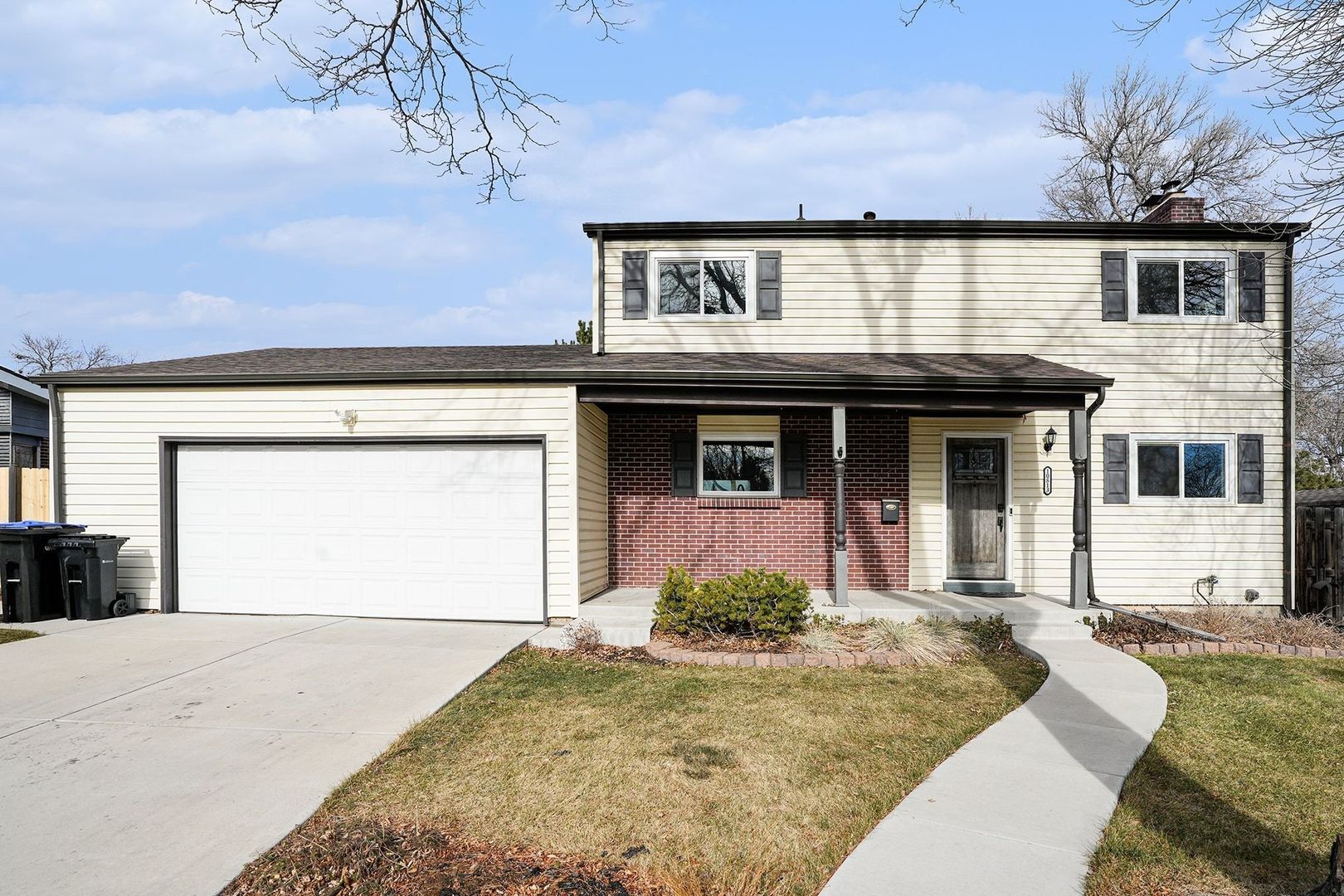 Arvada House: 10813 W 61st Ave