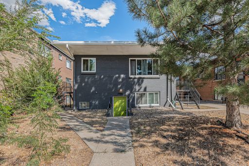 1Bed/1Bath Apartment With Utilities Included – photo 1