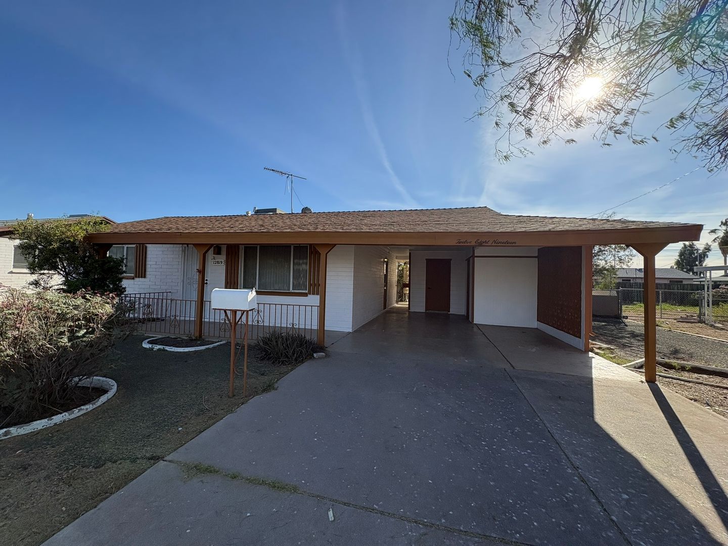 Youngtown House: 12819 N 111th Dr