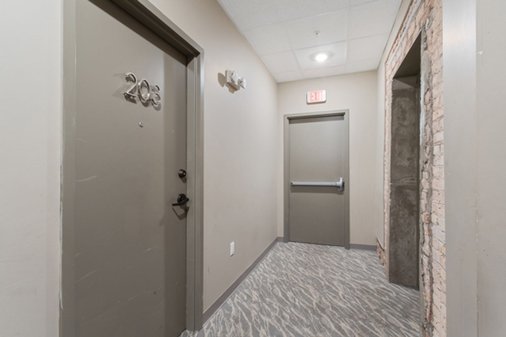 Syracuse Apartment: 321-323 S. Salina St.