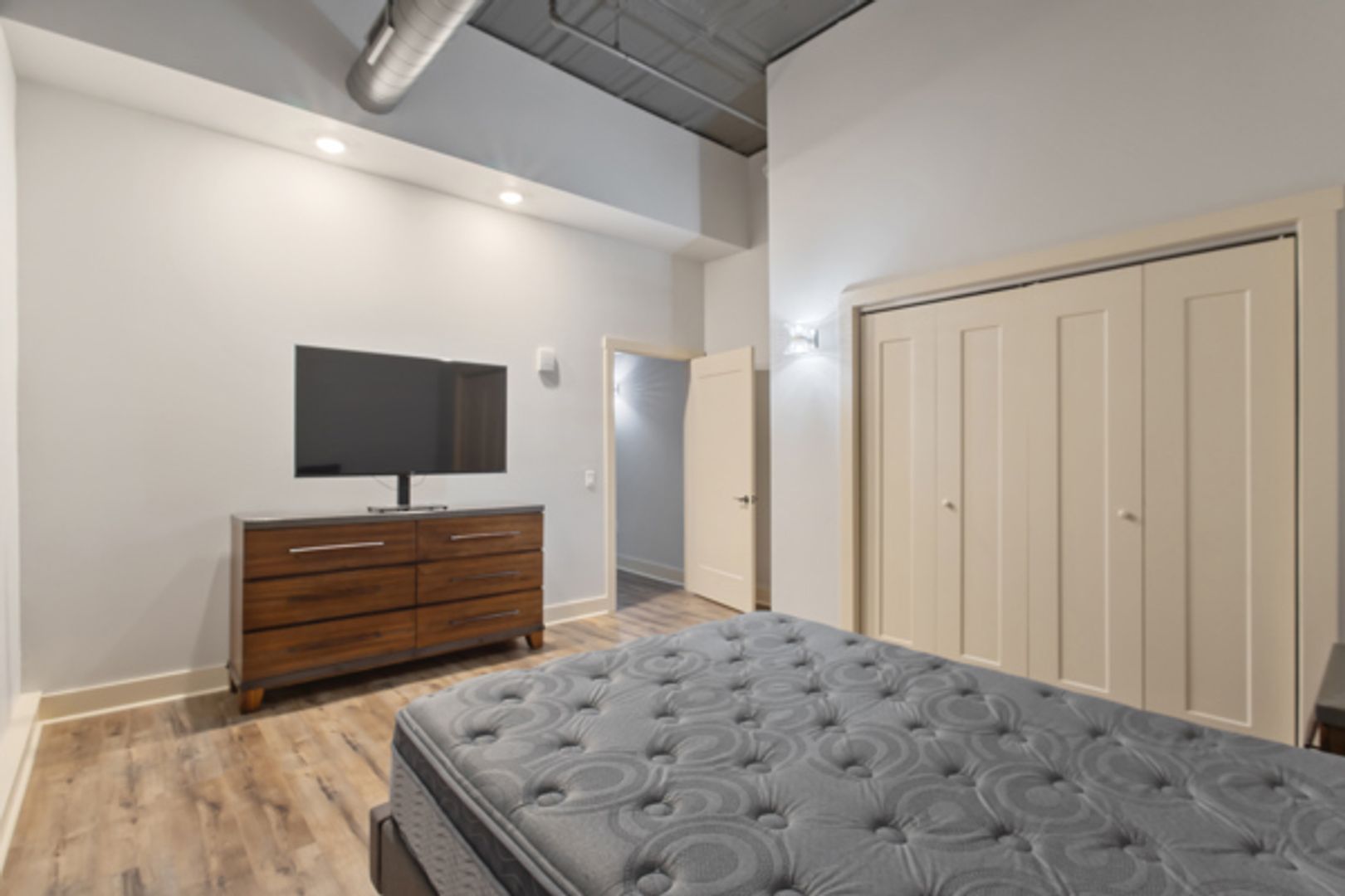 Whitney Lofts 6 of 18