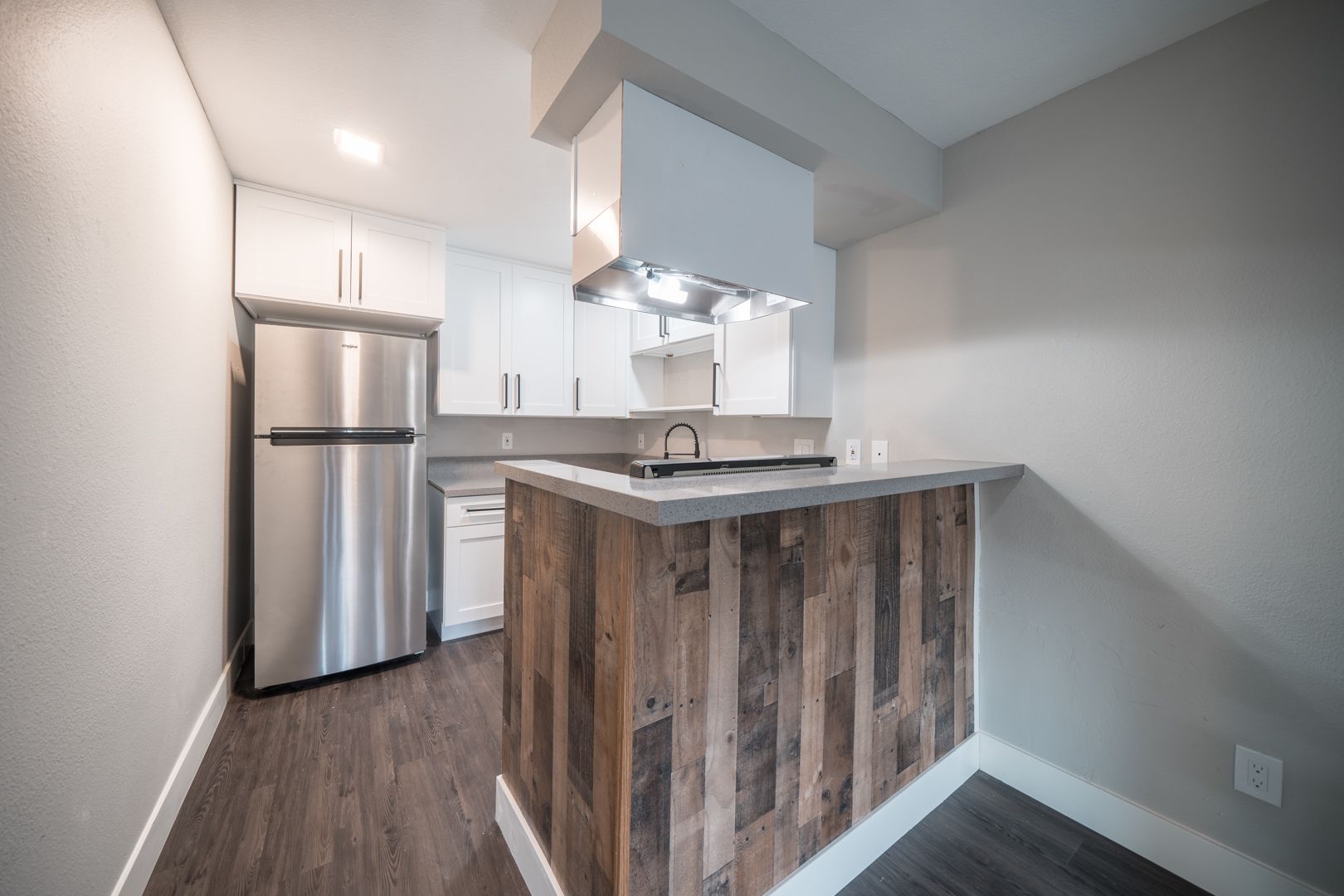 Imperial Beach Apartment: Donax Ave