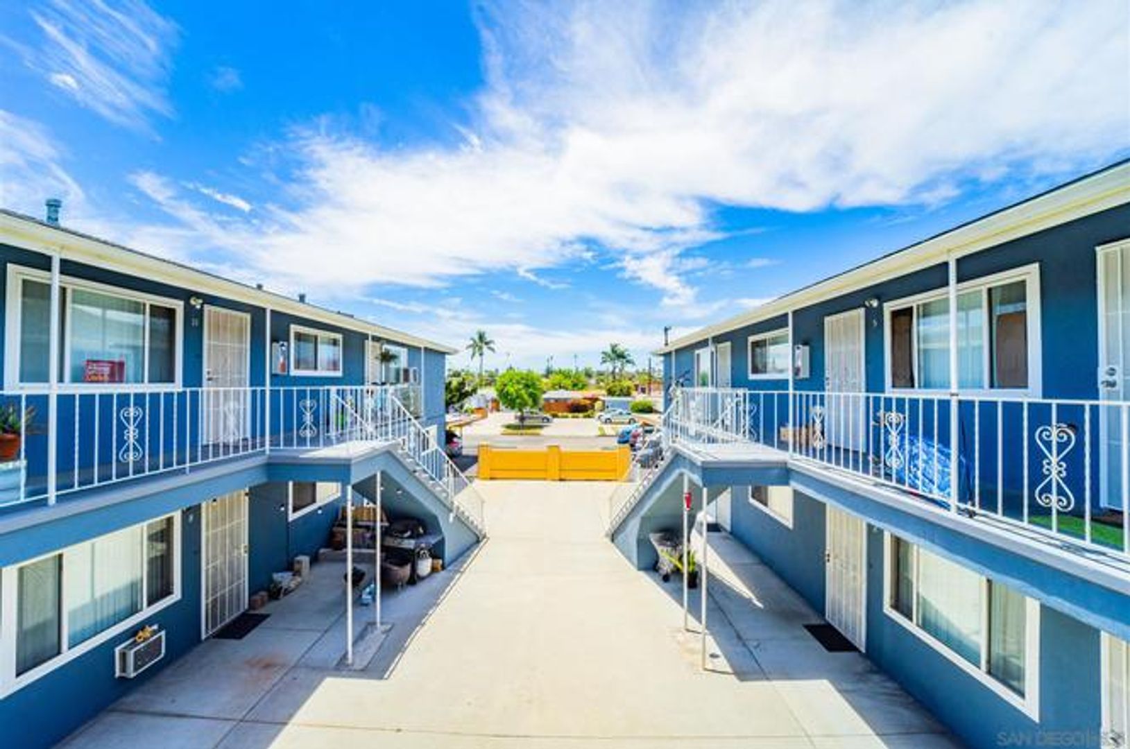 La Mesa Apartment: 5121 Dailey Court