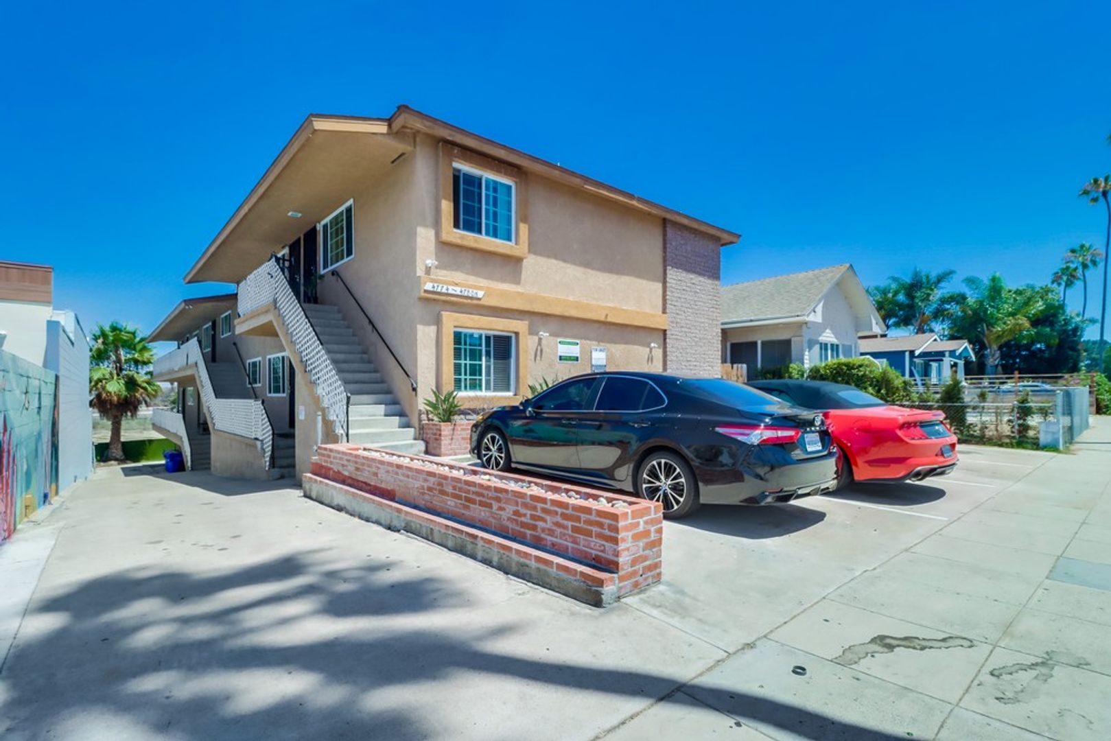 San Diego Apartment: 4774-80 W Point Loma Blvd