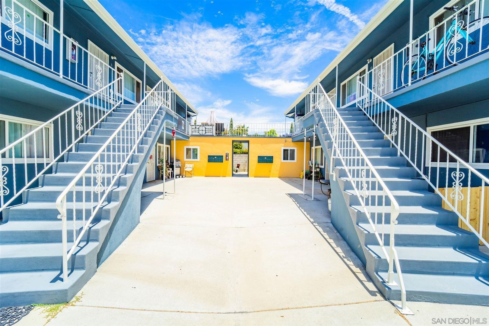 La Mesa Apartment: 5121 Dailey Court