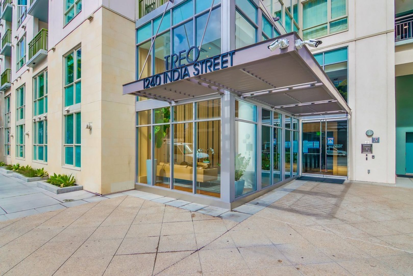 San Diego House: 1240 India St