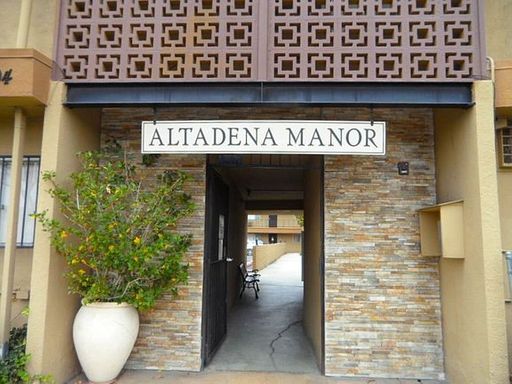 $1400 Move-in Concession - Newly Renovated 2 Bedroom 2 Bath w/ Balcony - Gated Quaint Community – photo 1