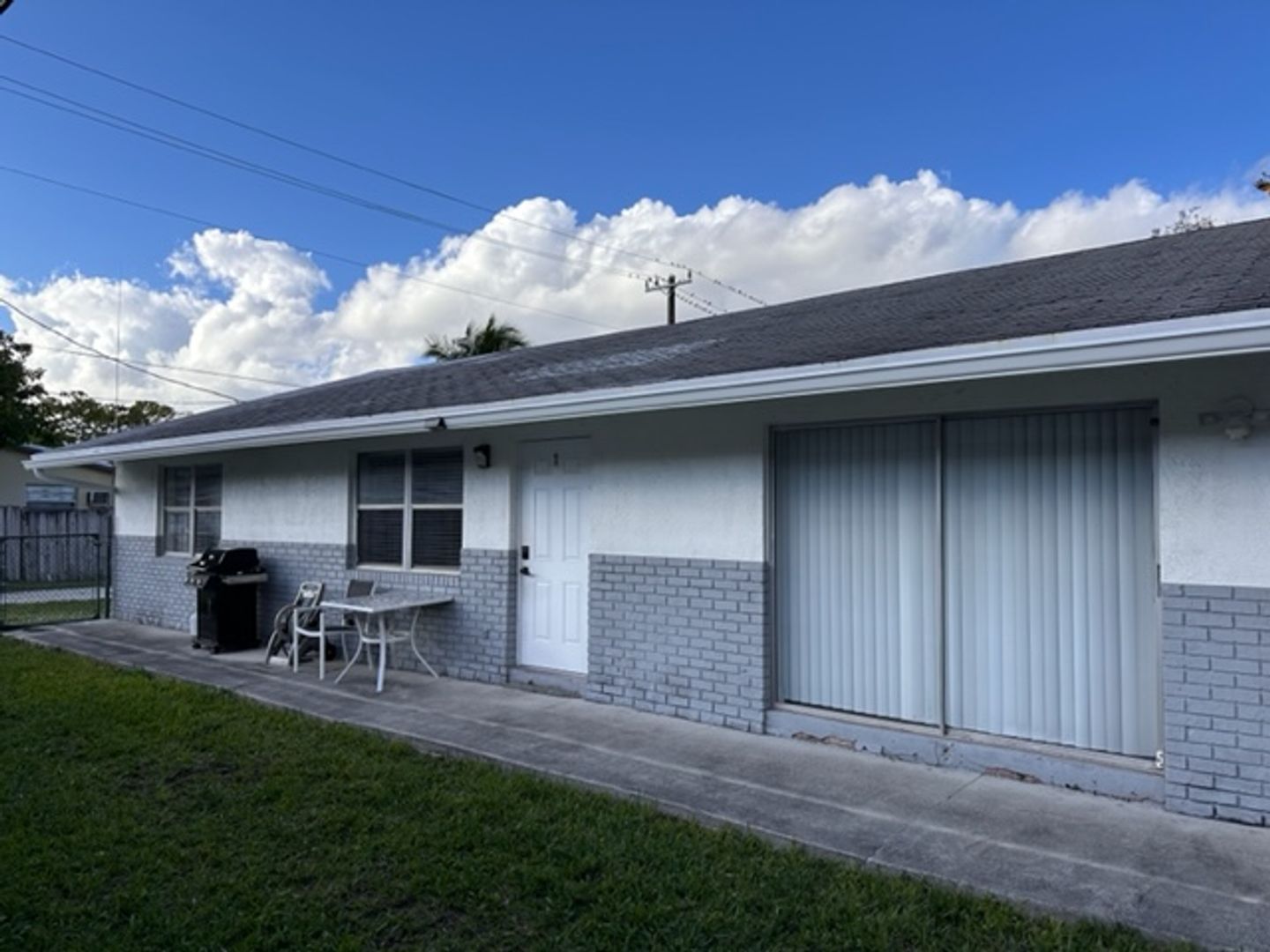 Ft. Lauderdale Apartment: 637 SW 3rd Ave.