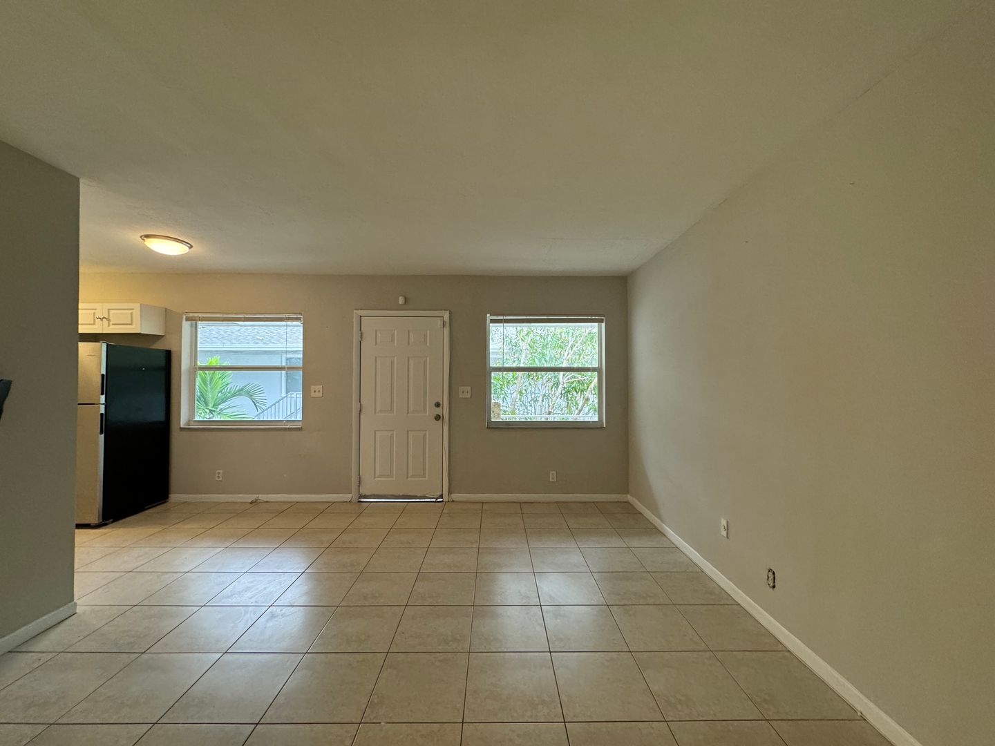 Fort Lauderdale Apartment: 452 SW 4th Ave