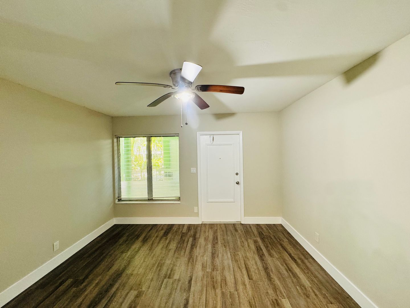 Fort Lauderdale Apartment: 716 NE 14TH Ave