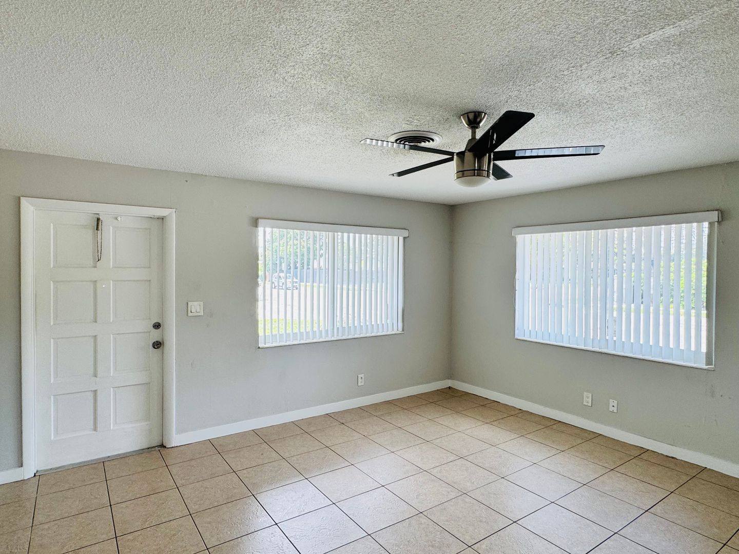 Fort Lauderdale Apartment: 1501 NE 56th St.