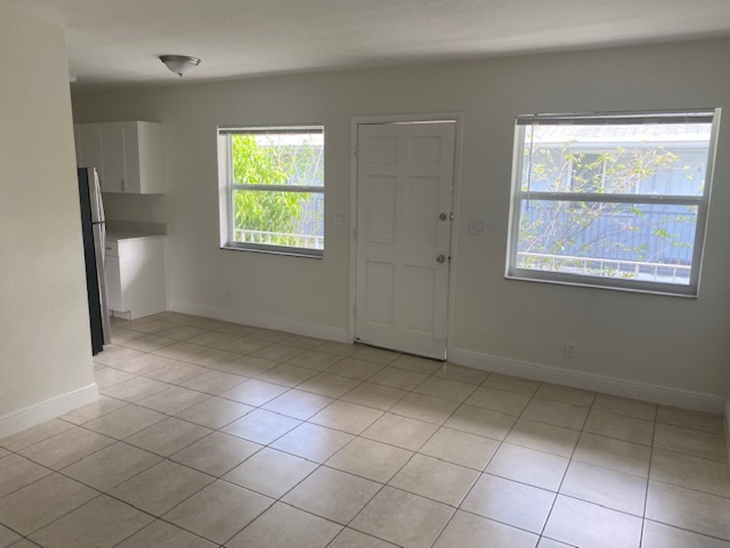 Fort Lauderdale Apartment: 452 SW 4th Ave