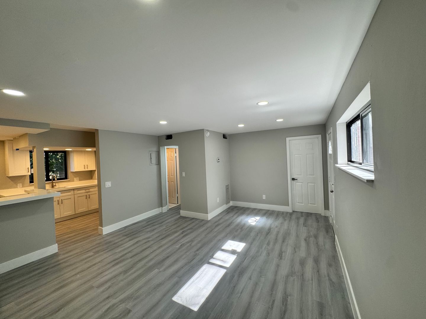 Fort Lauderdale Apartment: 1450 Miami Rd / 801 SE 15th Street