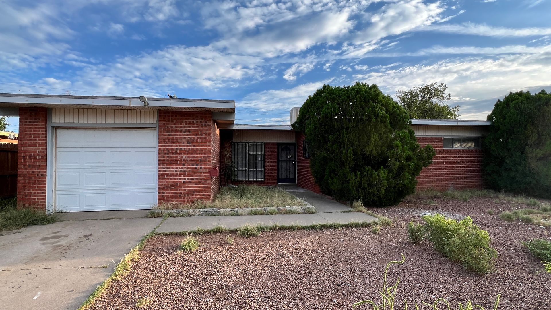 El Paso House: 5105 DANNY DR