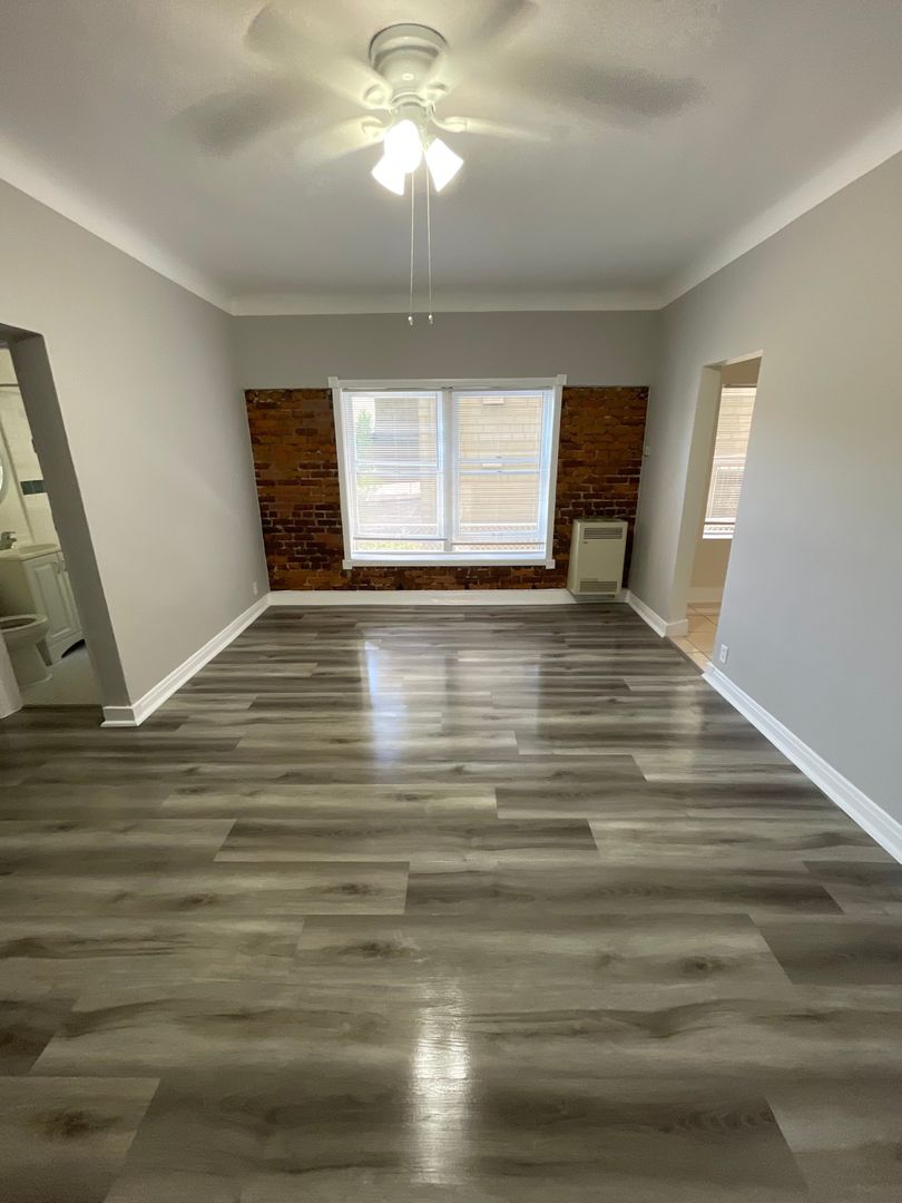 Los Angeles Apartment: 1725 N. Edgemont Street