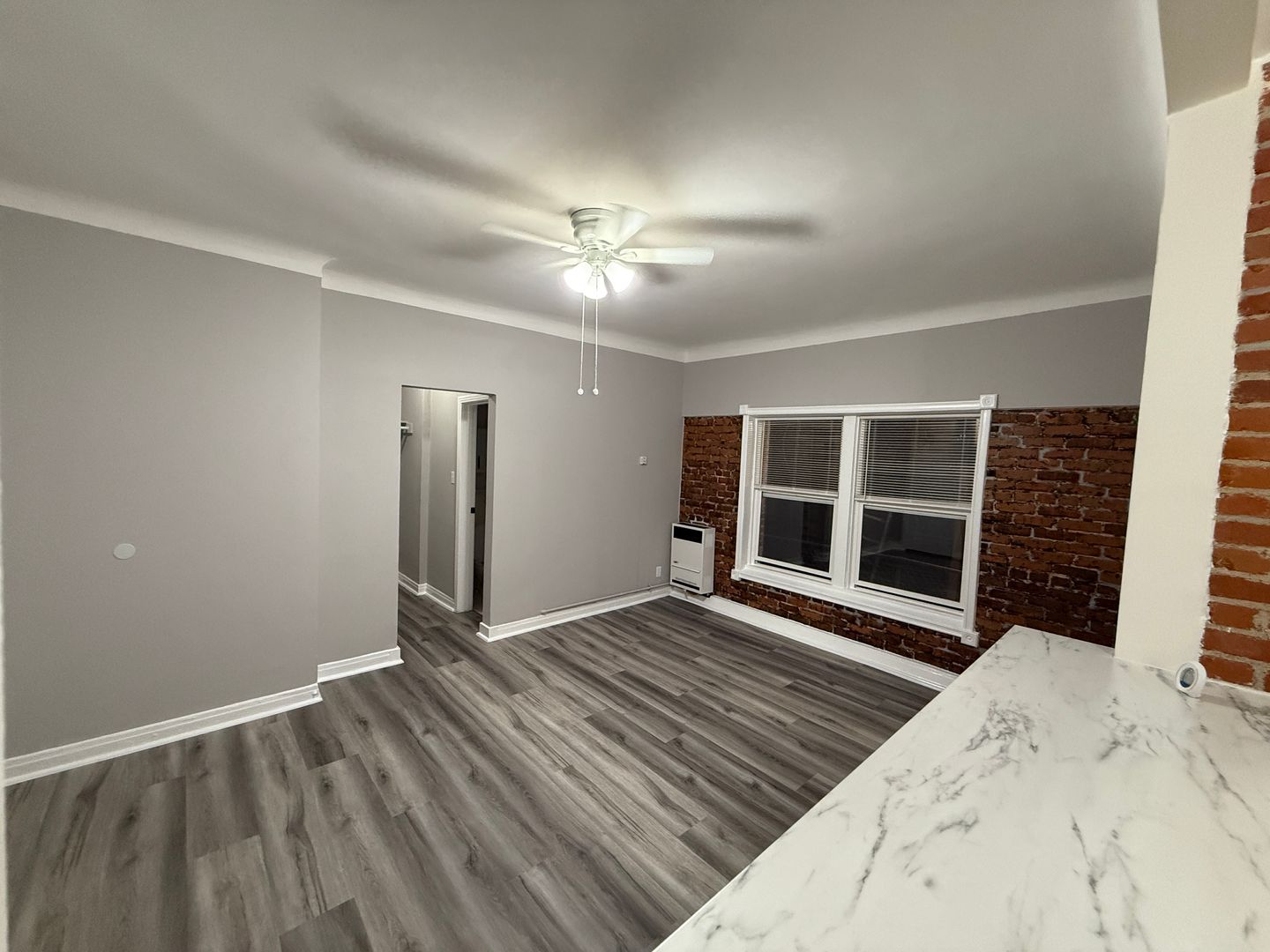 Los Angeles Apartment: 1725 N. Edgemont Street