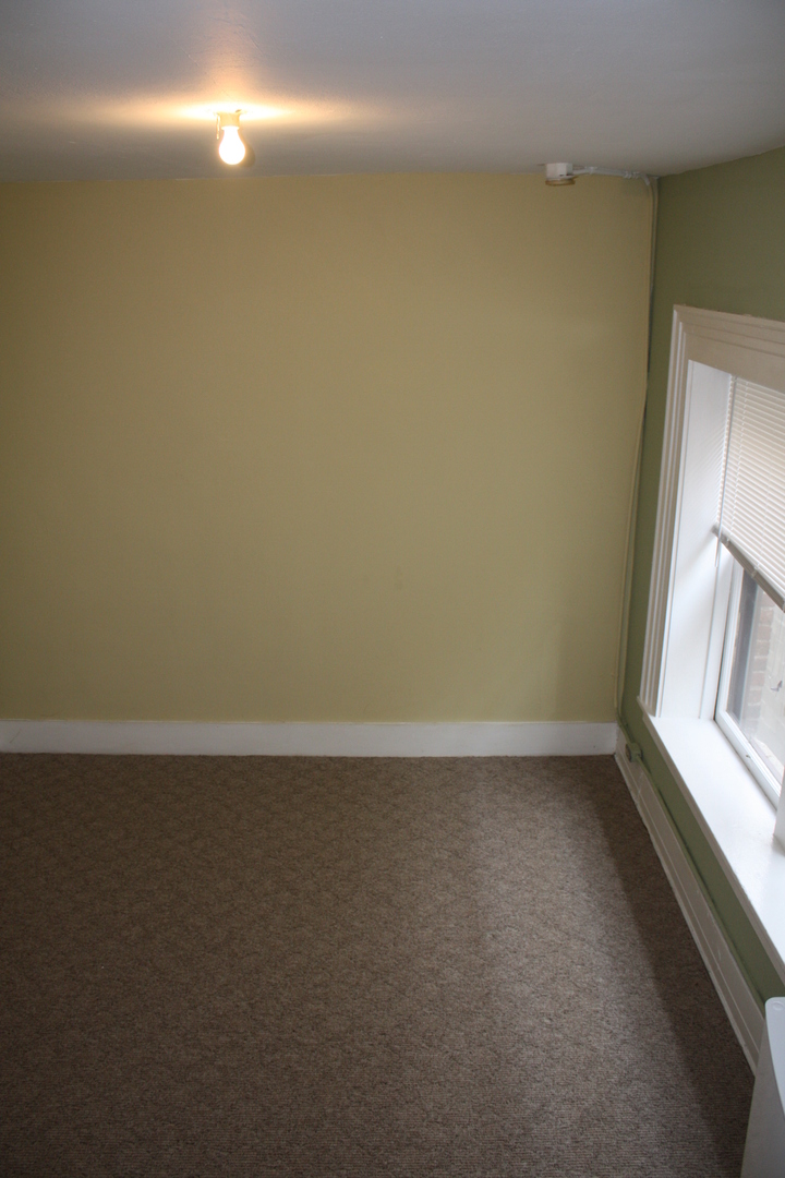 Los Angeles Apartment: 1355 S. Hope Street